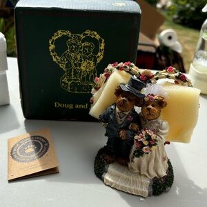 Boyds Bears “Doug and Jill” Cake topper Style# 2277930